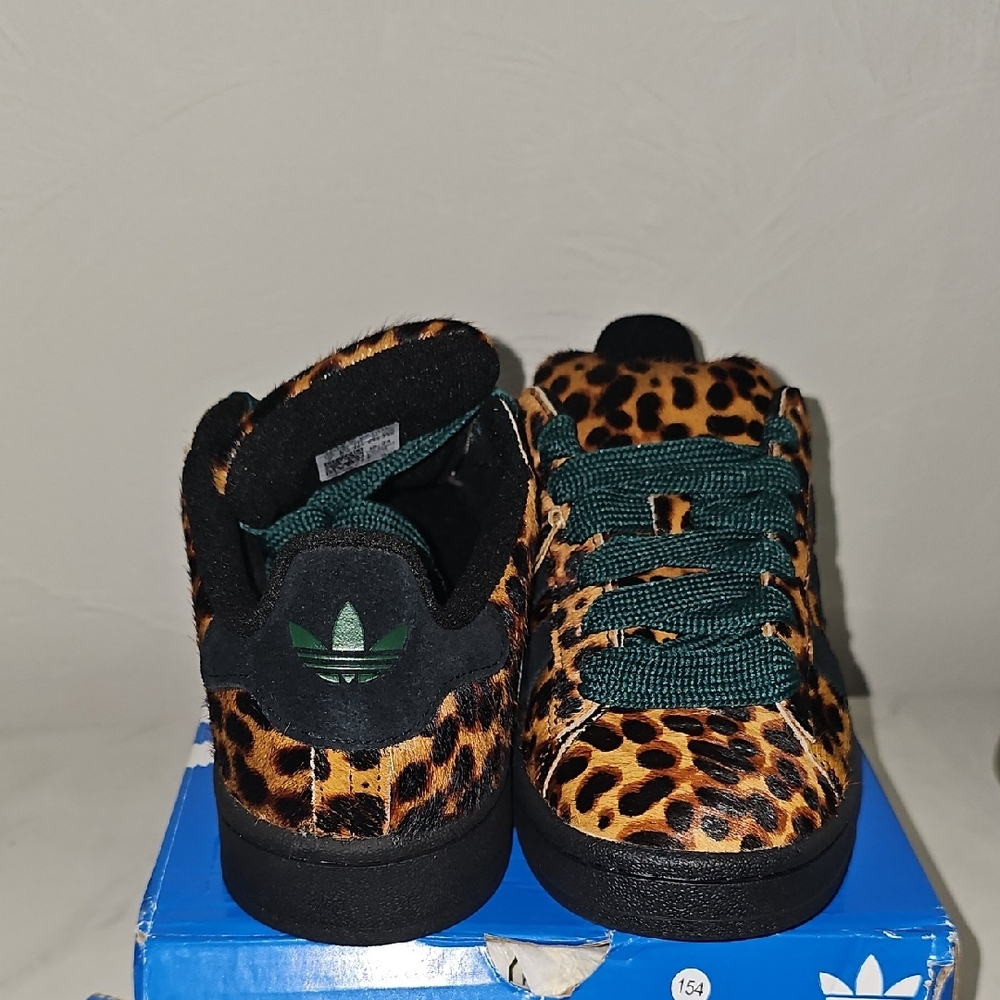 Adidas Leopard Print Sneakers with Black and Green Women Size 7 - Picture 3 of 5